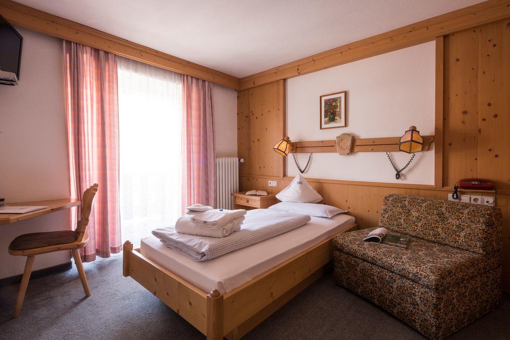 Hotel Rezia La Villa  Kültér fotó