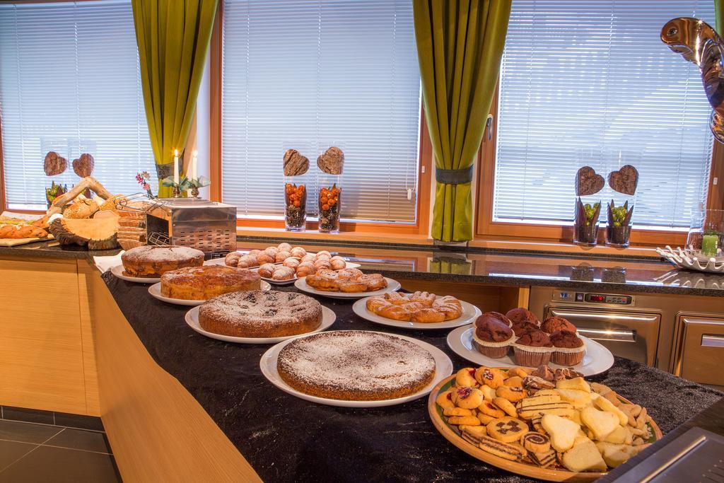 Hotel Rezia La Villa  Kültér fotó