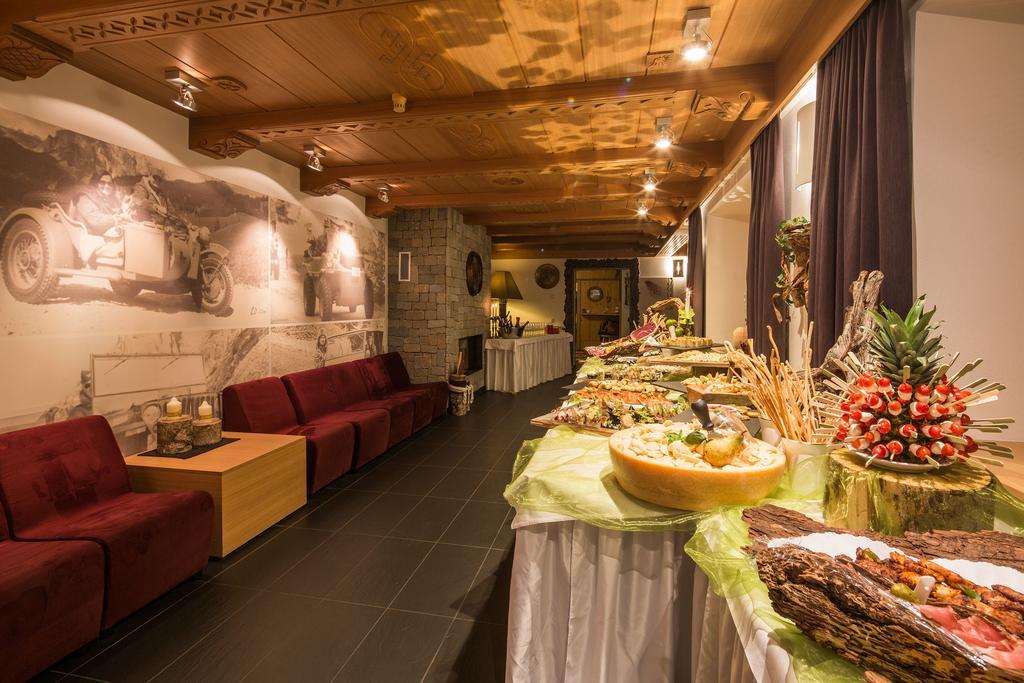 Hotel Rezia La Villa  Kültér fotó