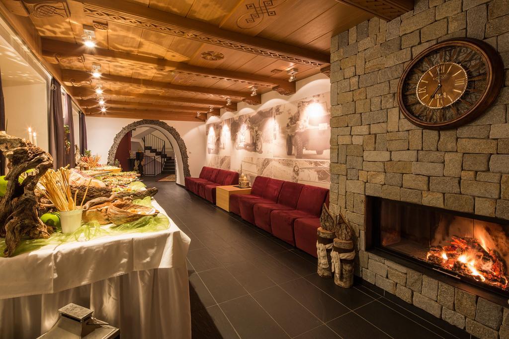 Hotel Rezia La Villa  Kültér fotó