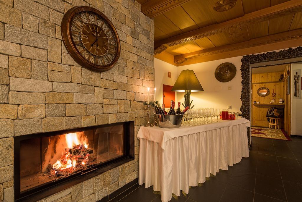 Hotel Rezia La Villa  Kültér fotó