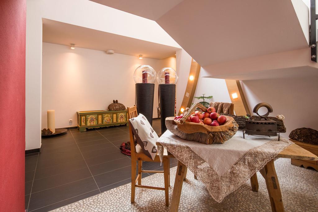 Hotel Rezia La Villa  Kültér fotó